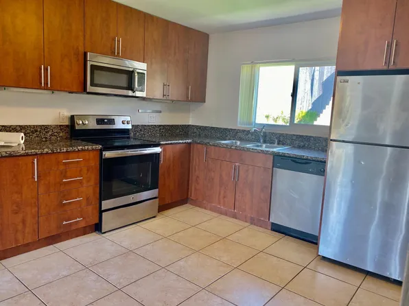 5040 A St APT 10, San Diego, CA 92102
