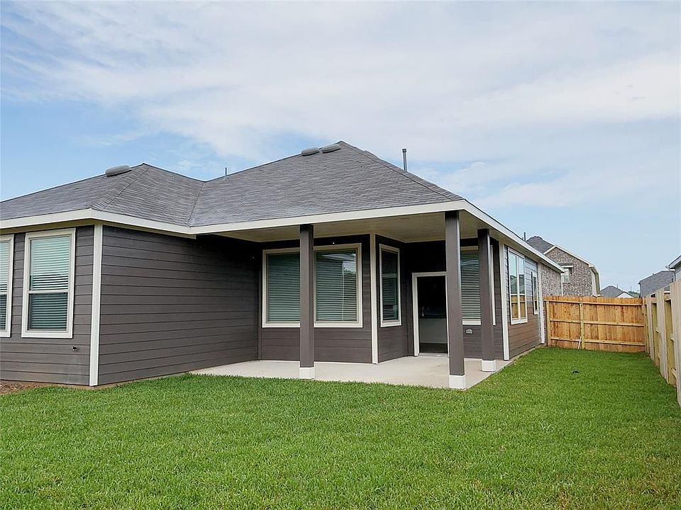 1st image of 4632 Bartagrass Dr