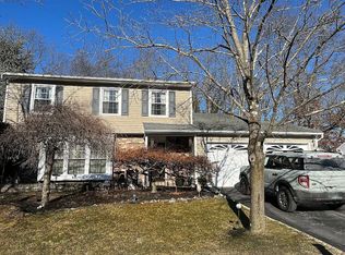 29 Eric Dr, Howell, NJ 07731