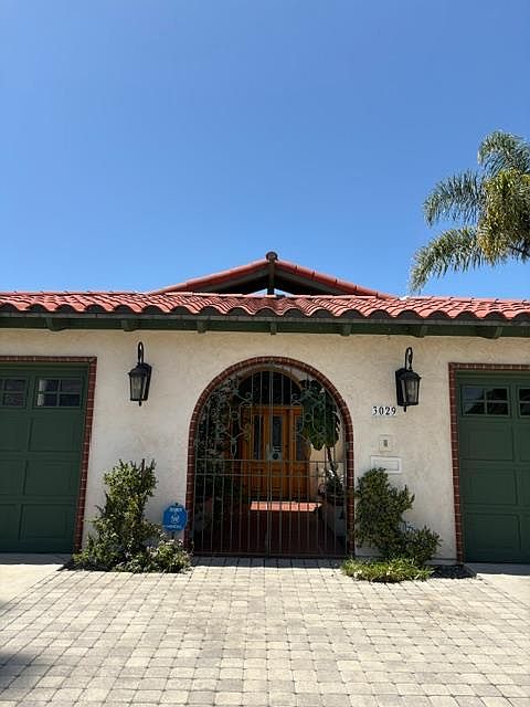 2nd image of 3029 Seaview Ave