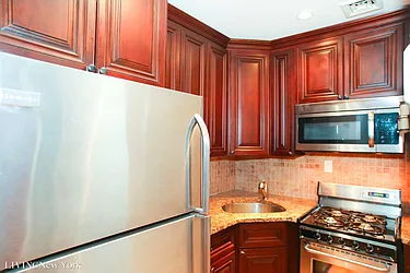 Rented by Living New York