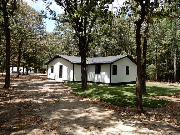 3rd image of 113 Ryans Ln