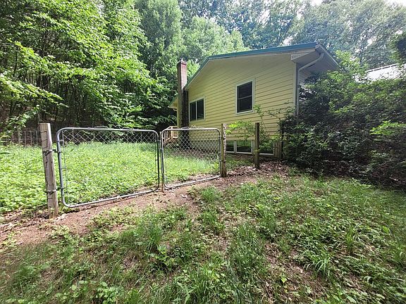 5th image of 151 Hovis Ln