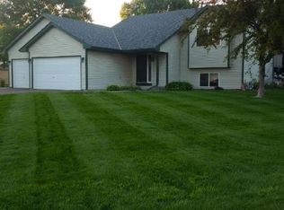 10650 56th St NE, Albertville, MN 55301
