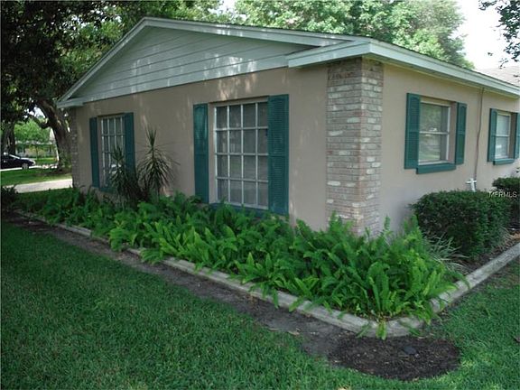 4th image of 1230 Brookside Dr