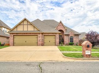 6020 NW 162nd St, Edmond, OK 73013