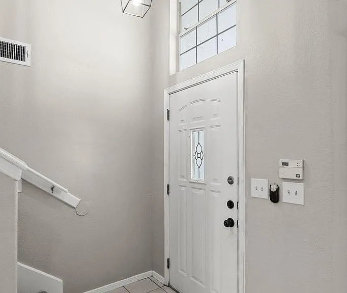 12425 Red Sun Dr — Photo 3