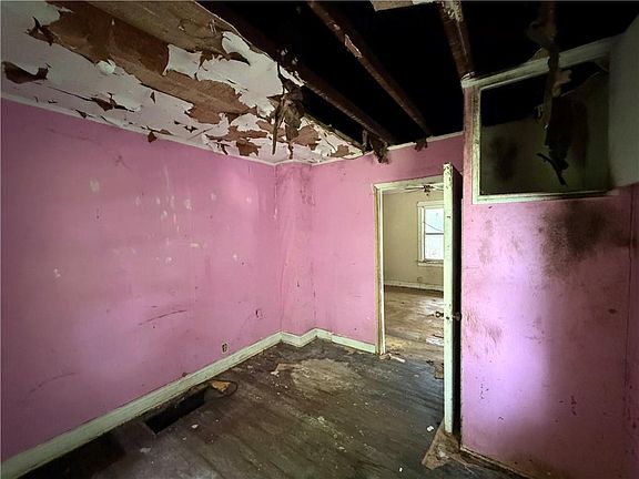 5th image of 5224 Scarritt Ave