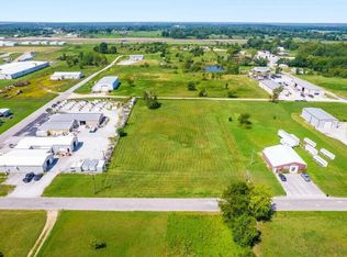 806 Industrial Rd, Grove, OK 74344