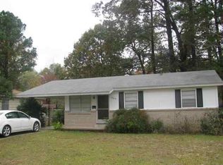 7000 Redwood Dr, Little Rock, AR 72209