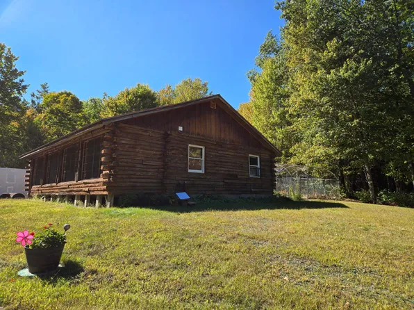 9 Quebec Road, Lyman, NH 03585