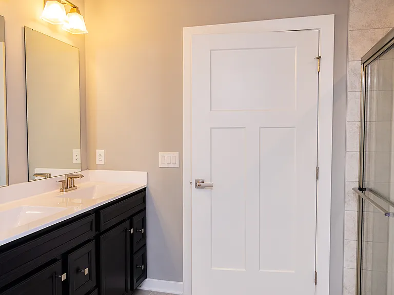 3093 Edgehill Dr — Photo 8