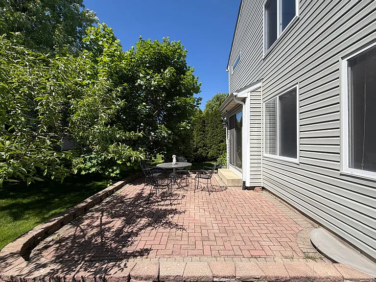 1936 Cobblebrook Ln — Photo 40