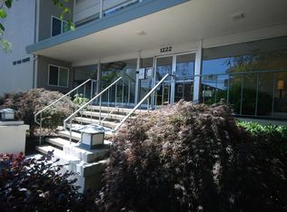 1222 Oak Grove Ave APT 202, Burlingame, CA