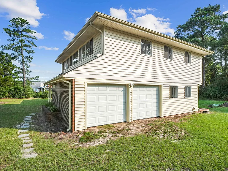 607 Longleaf Ave — Photo 9