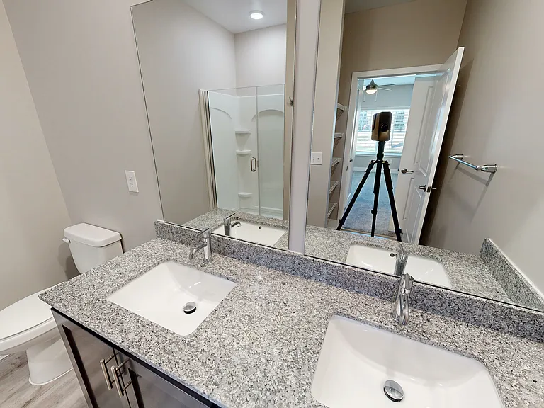 Gentry East Apartments — Photo 50
