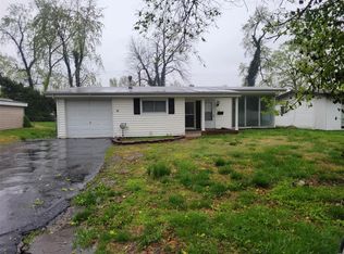 8318 Woodhurst Dr, Saint Louis, MO