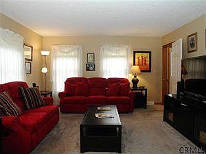 4th image of 54 Huntleigh Dr