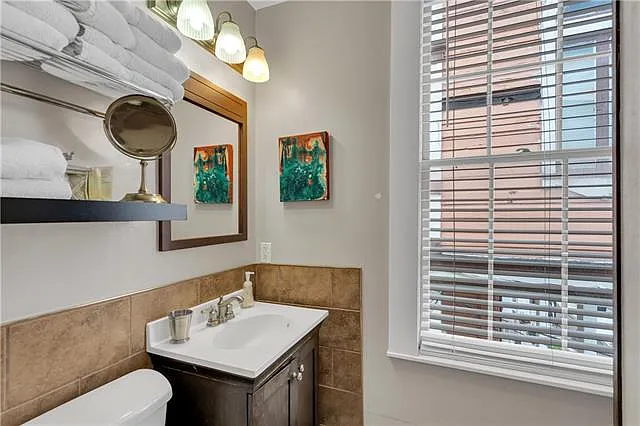 1420 Kerlerec St #2 — Photo 16