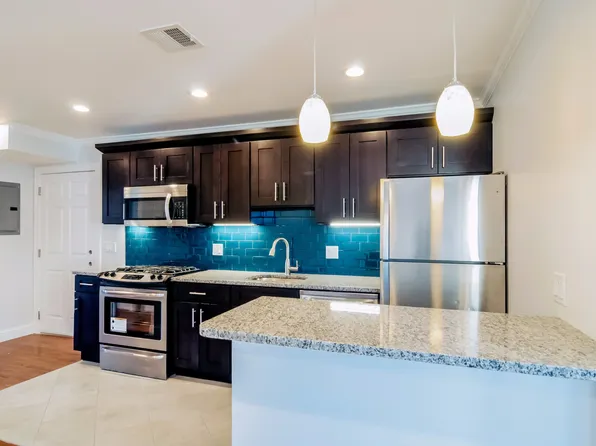 108 Maverick St APT 4A, Boston, MA 02128