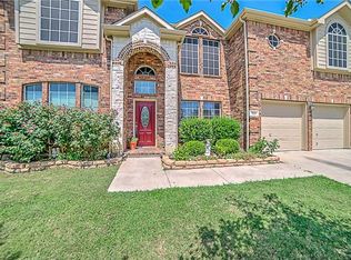 221 Forestridge Dr, Mansfield, TX 76063