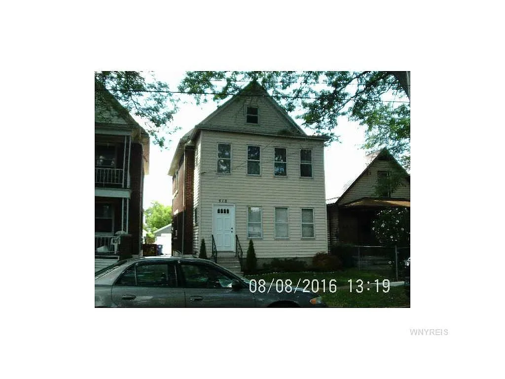 418 26th St photo 1