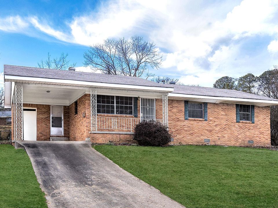 2nd image of 8 Stonecrest Cir