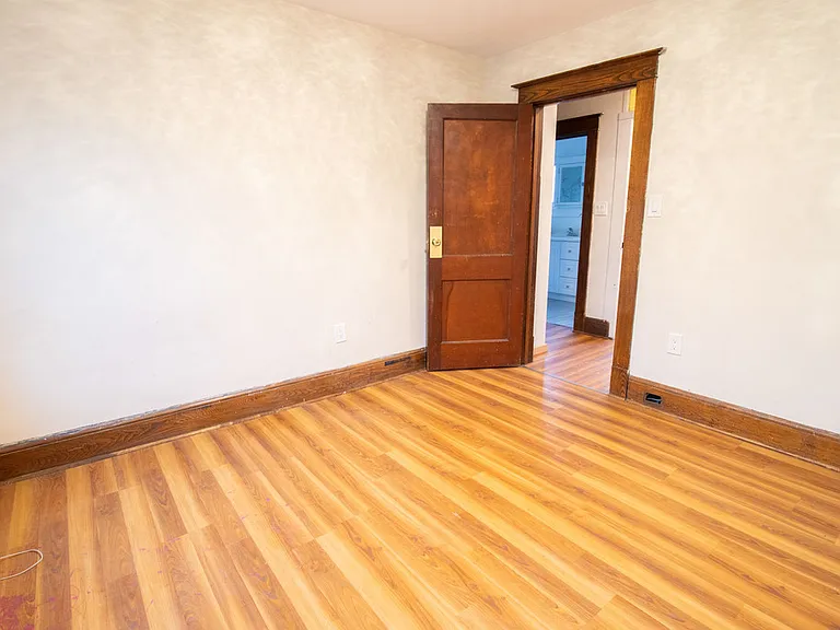 123 Lake St — Photo 9