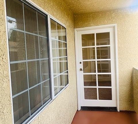 5th image of 400 N Hollywood Way APT 107