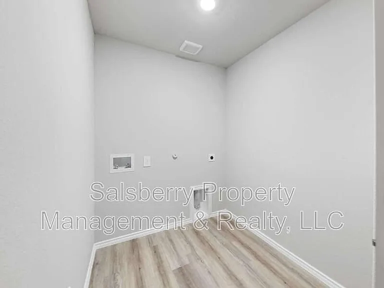 316 Smith Rd — Photo 20