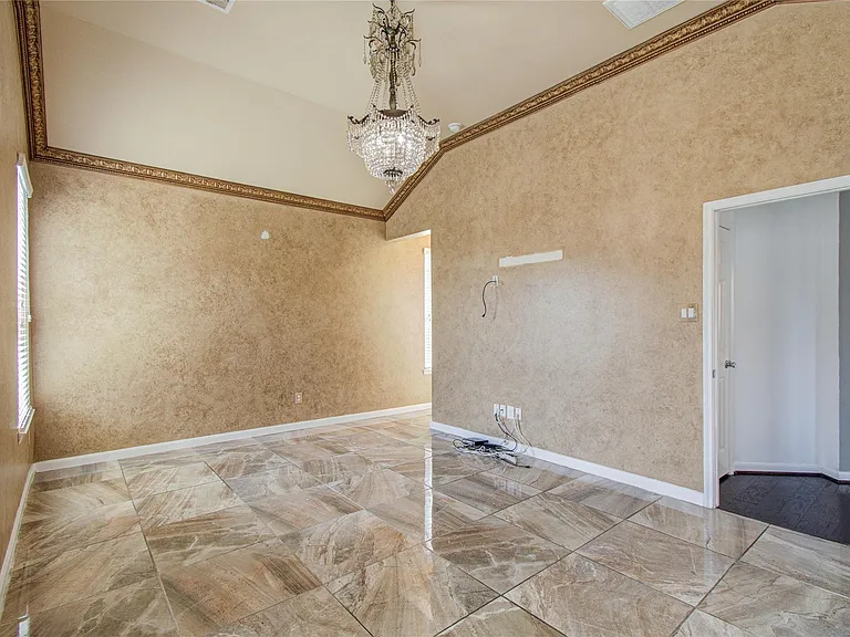 18707 Naples Ridge Ct — Photo 29