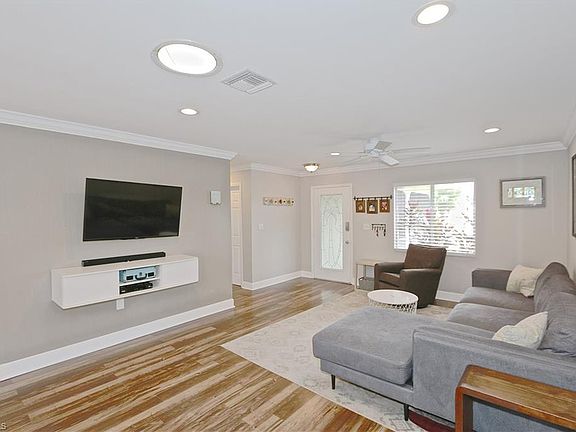 4th image of 8373 Winged Foot Dr
