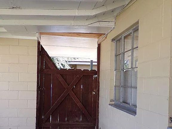 2nd image of 5100 Valletta Way