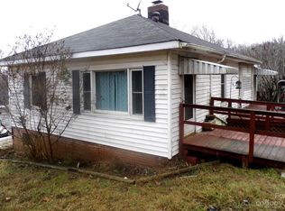 20 Cherry St, Badin, NC 28009