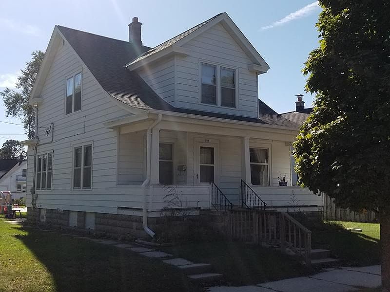 1st image of 819 Ashland Ave