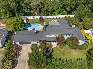 130 Cranmoor Dr, Toms River, NJ 08753