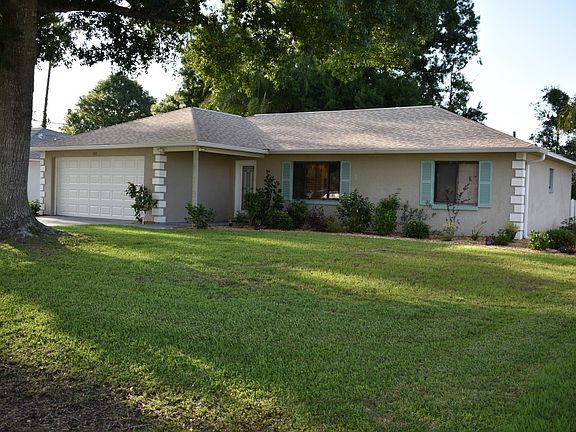 2nd image of 111 Wood Haven Dr