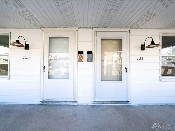 3rd image of 128 E Bruce Ave