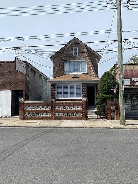 1st image of 1412 E 64th St