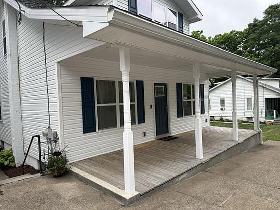 3rd image of 344 Port Clinton Ave