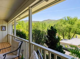 514C Oak Creek Rd, Franklin, NC 28734