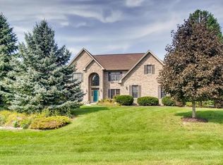 15N460 Prairie Hill Cir, Hampshire, IL 60140