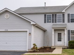 555 S Wynbrooke Rd, Romeoville, IL 60446