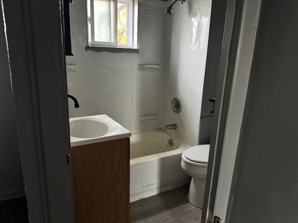 pittsburgh-pennsylvania-401914640 picture