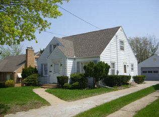 914 20th St, Rockford, IL 61108
