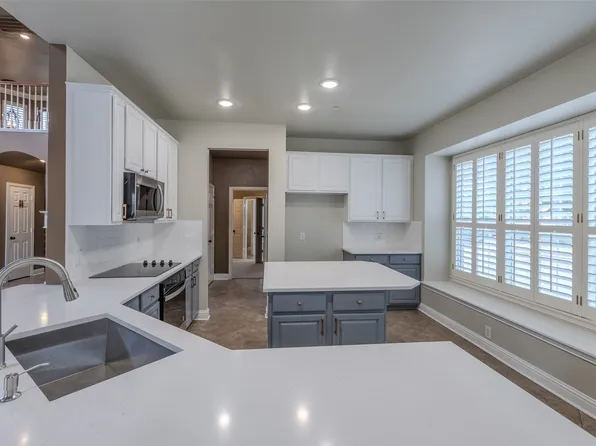 452 Richmond St, Irving, TX 75063