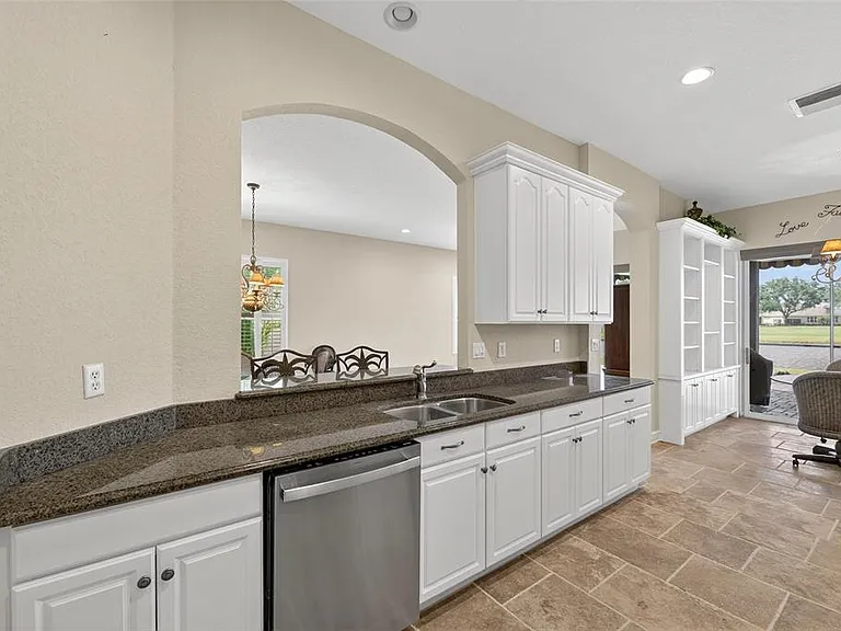 1039 Emerald Dunes Dr — Photo 26