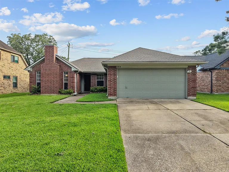 15834 Constitution Ln — Photo 1