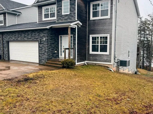 214 Voyageur Way, Hammonds Plains, NS B4B 0N1