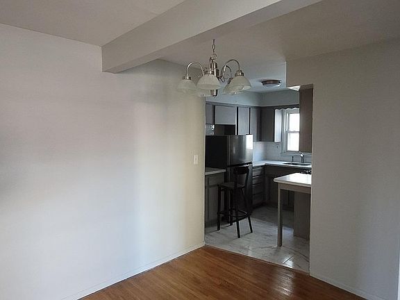 4th image of 10583 Flatlands 7th St #1